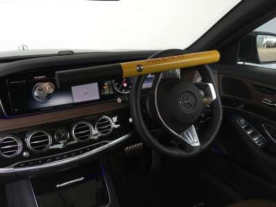 Milenco High-Security Steering Wheel Lock - Superior Vehicle Safety