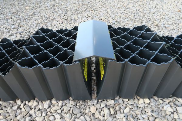 Milenco Quattro Bridge – Twin Axle Caravan Levelling Bridge for Quattro 2 & Triple 2 Levels