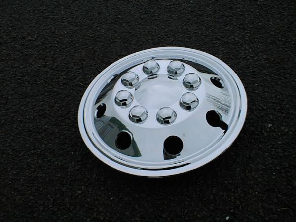 Milenco Bulbous Chrome Wheel Trims – 16" – Motorhome Steel Wheels – Set of 4