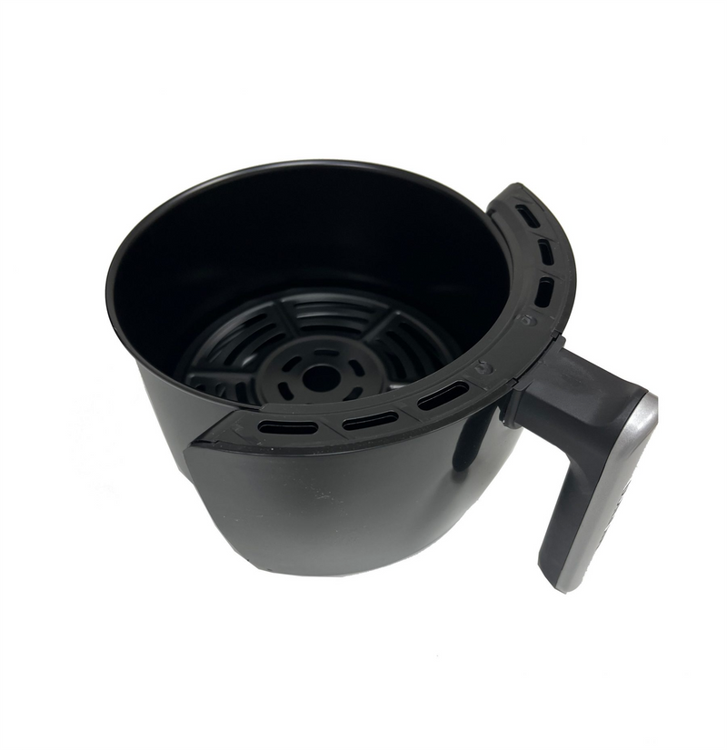 Swiss Luxx air fryer's removable non-stick basket and crisping tray