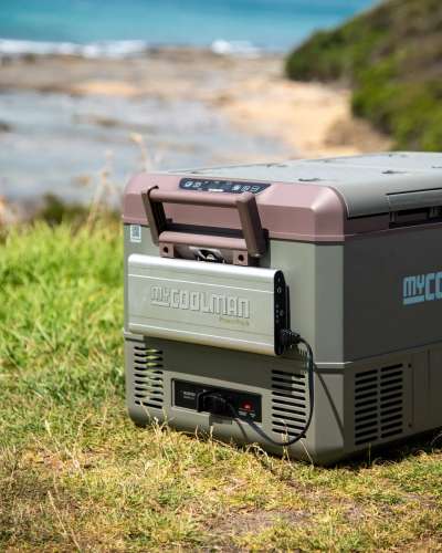 myCOOLMAN PowerPack – Magnetic Portable Battery for myCOOLMAN Fridge/Freezers – Cordless Cooling