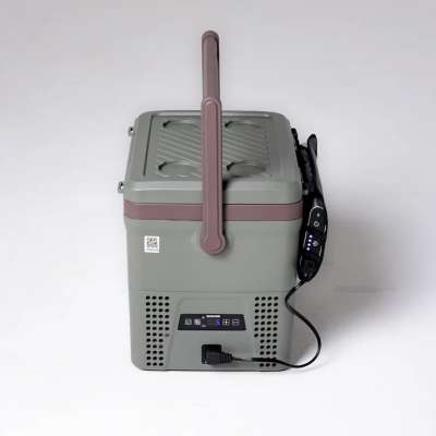 myCOOLMAN 20L Portable Fridge/Freezer – Single Zone – 12/24V DC + 240V AC – Compact & Lightweight