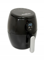 Swiss Luxx 2ltr air fryer with digital temperature dial set to 200°C