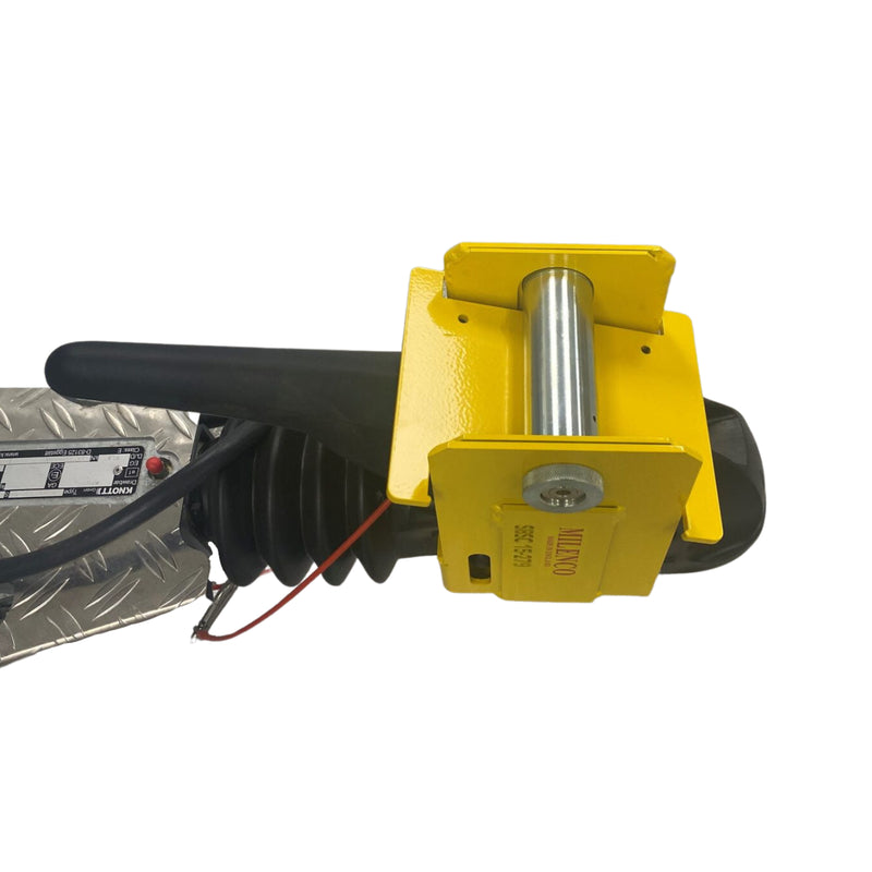 Milenco Super Heavy-Duty Knott Stabiliser Hitch Lock KS30/35 – Sold Secure Gold, SBSC SSF & SCM MP03 Approved (Carry Case, Security Ball, 3 Keys) – 6682