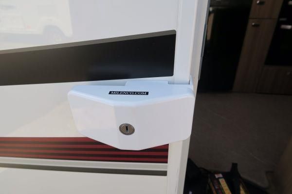 Milenco Door Frame Lock – Single | High-Security Caravan & Motorhome Frame-Mounted Lock (Anti-Bump, 5mm Gap)