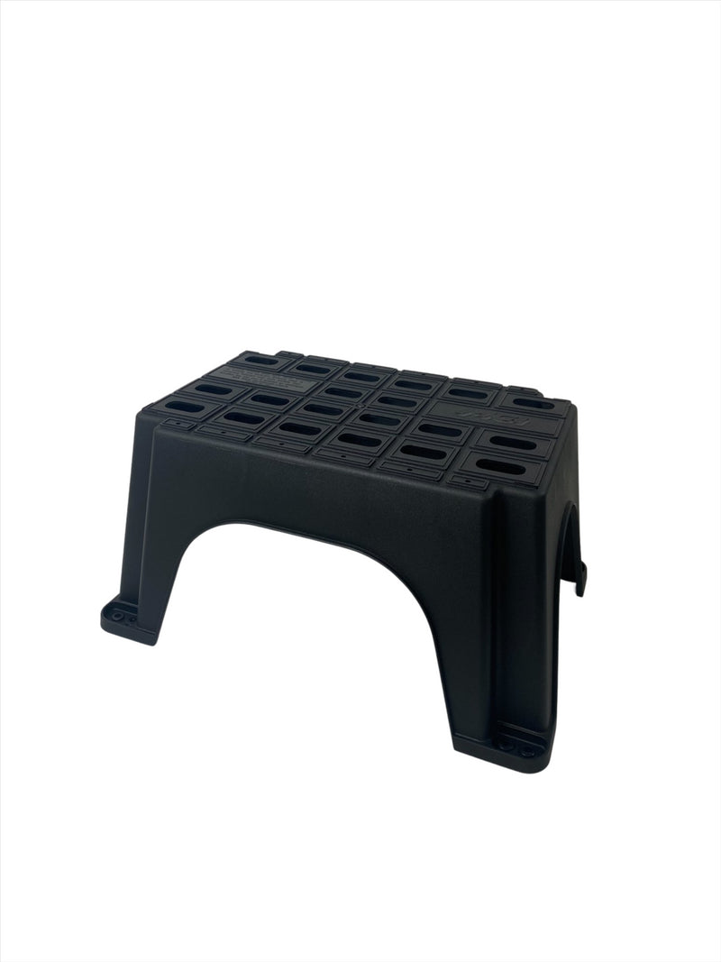 Milenco MGI Single Plastic Step – Non-Slip Caravan & Motorhome Step (200kg, Recycled, Made in UK)