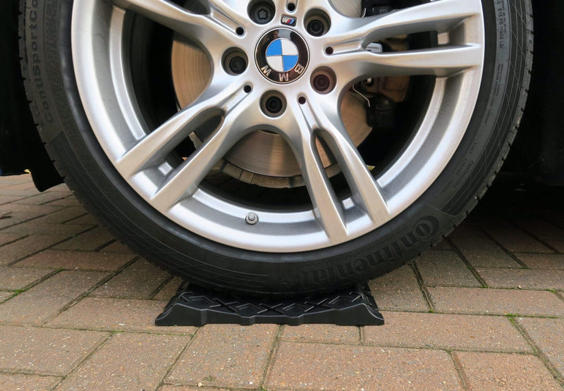 Milenco Stacka Tyre Saver (Single) – Prevents Flat Spots on Parked Caravan, Motorhome or Car Tyres