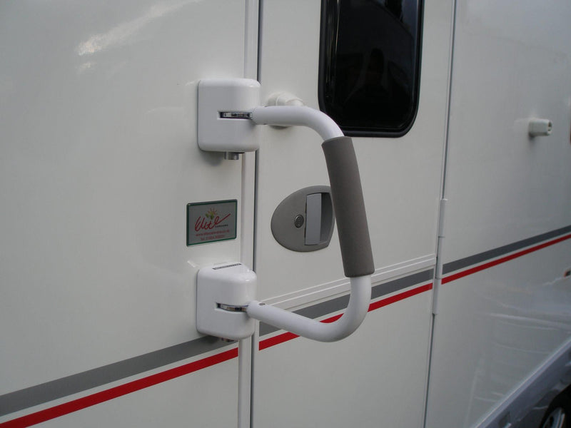 Milenco Security Hand Rail – Twin-Lock, Anti-Bump Grab Handle with 3-Position Lock (Caravan & Motorhome, SKU 5258)