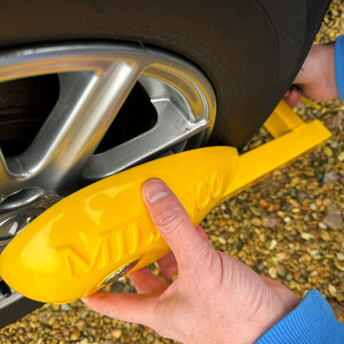 Milenco Wraith 3 Caravan Wheel Lock Clamp