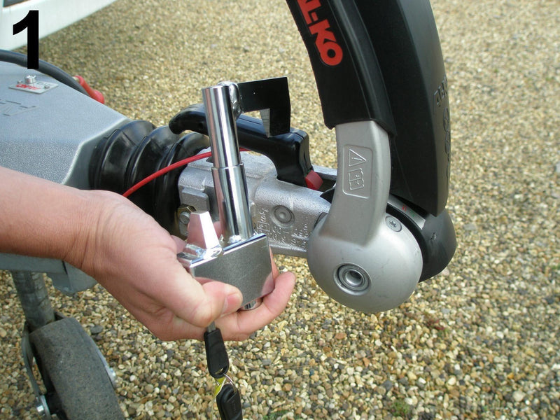 Milenco Compact AKS 3004 Hitch Lock – SCM MP03 & Sold Secure Gold Approved (Fits AL-KO AKS 2004/3004/AKS10) – 4992