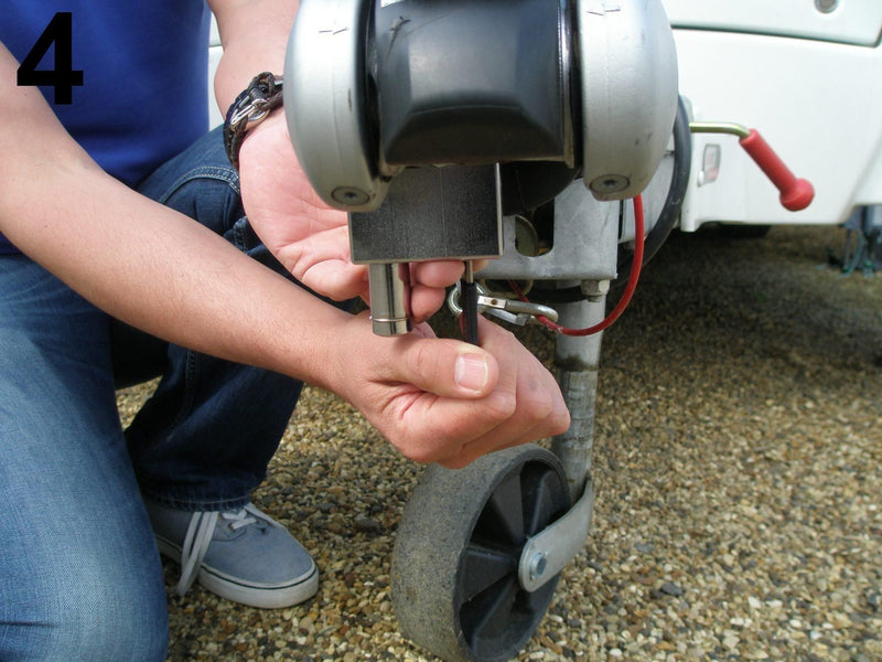 Milenco Compact AKS 3004 Hitch Lock – SCM MP03 & Sold Secure Gold Approved (Fits AL-KO AKS 2004/3004/AKS10) – 4992